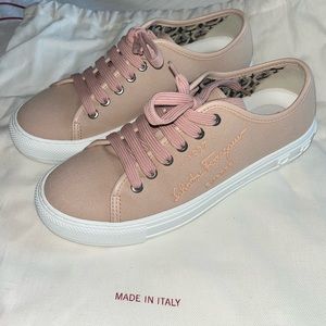 Salvatore Ferragamo Sneakers